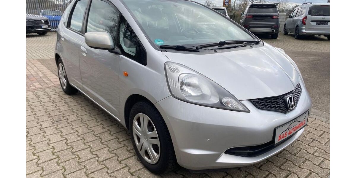 Honda Jazz 148.356 km 3.300 &euro; Moers 47445