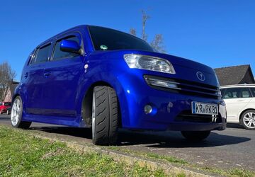 Daihatsu MATERIA 196.325 km 5.500 &euro; Krefeld 47807