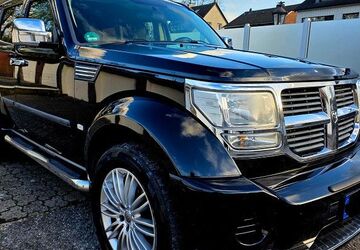 Dodge Nitro 199.000 km 5.490 &euro; Duisburg 47167