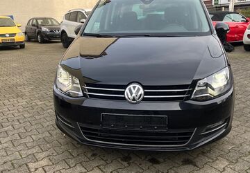 VW Sharan 217.000 km 15.900 &euro; Duisburg 47057