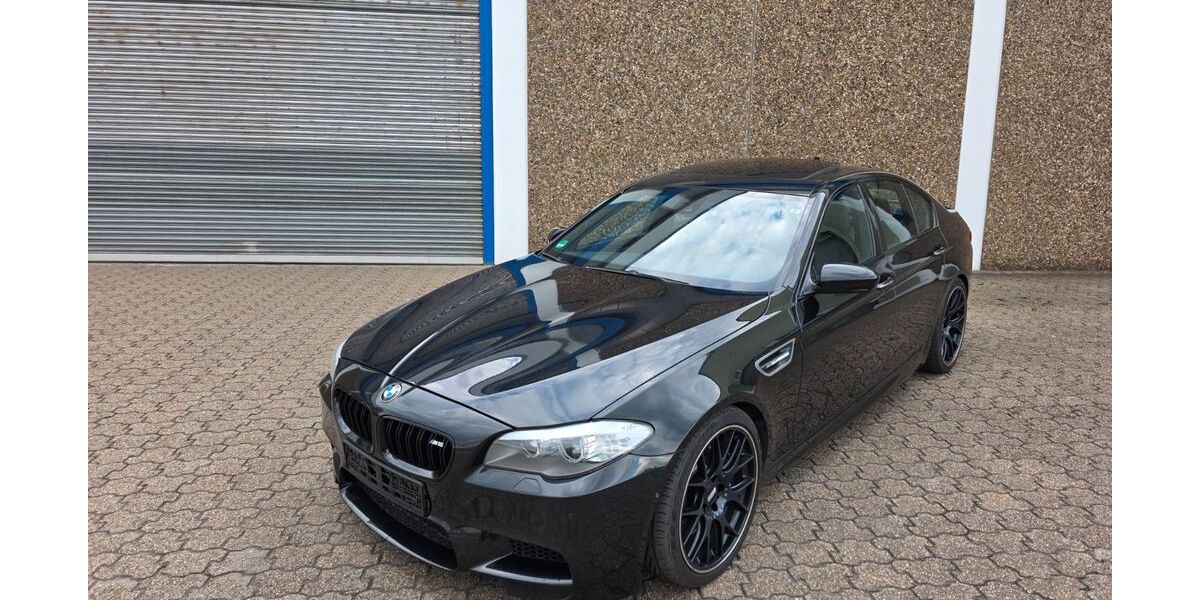 BMW M5 255.000 km 29.999 &euro; Moers 47441