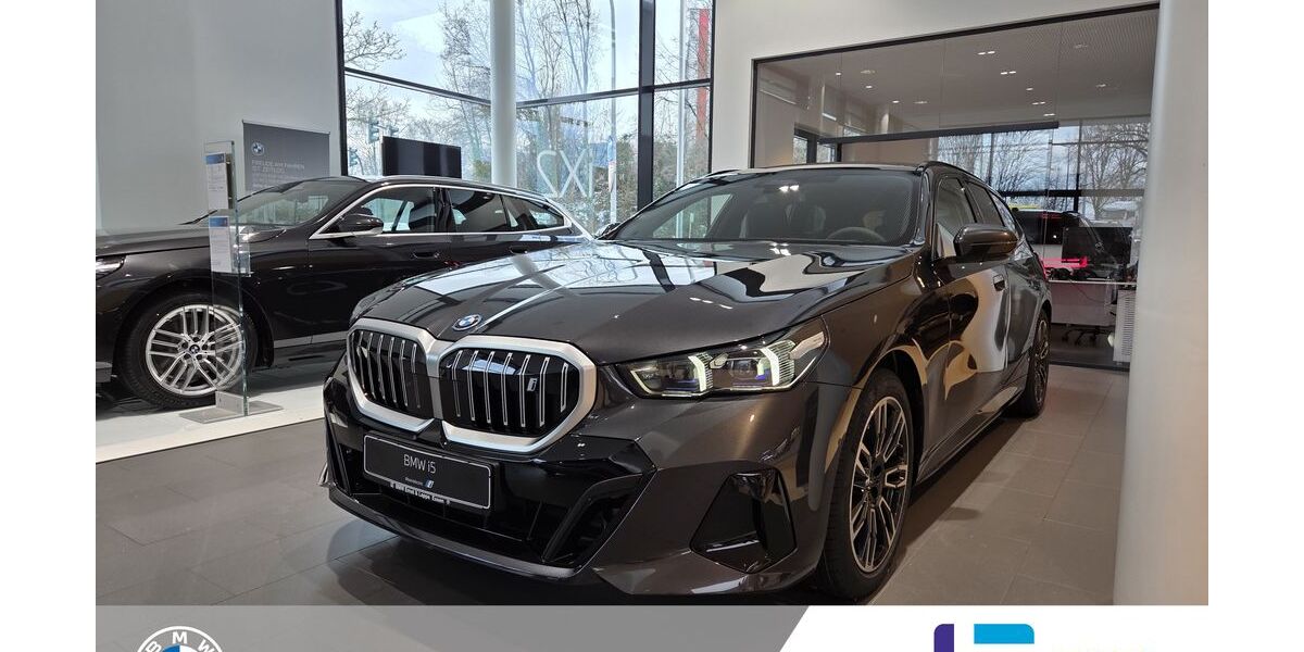 BMW i5 9.900 km 65.840 &euro; Essen 45134