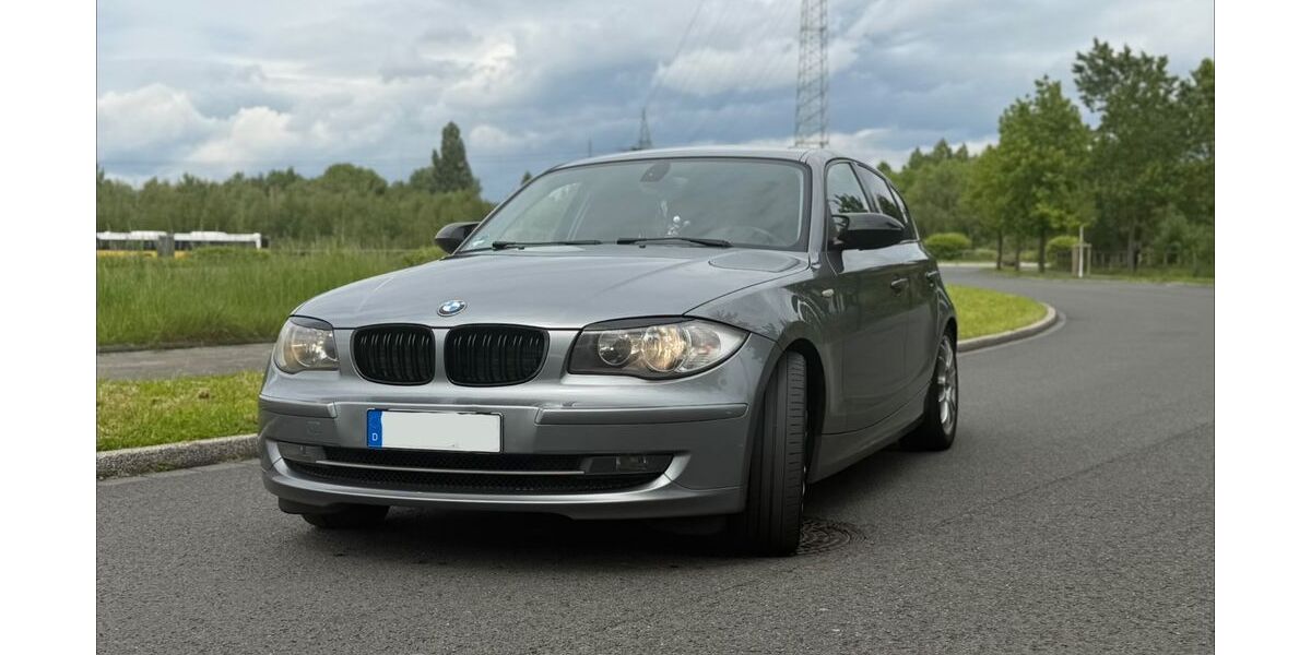 BMW 118 205.000 km 3.200 &euro; Essen 45355