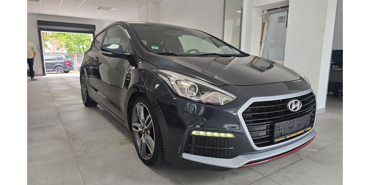 Hyundai i30 96.864 km 12.199 &euro; Dinslaken 46537