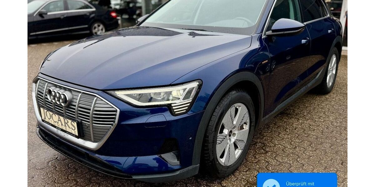 Audi e-tron 44.073 km 28.950 &euro; Kamp-Lintfort 47475