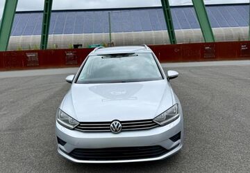 VW Golf Sportsvan 143.200 km 9.800 &euro; Dinslaken 46537