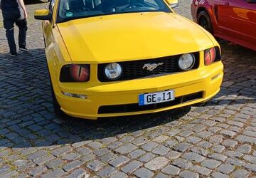 Ford Mustang 267.500 km 12.999 &euro; Gelsenkirchen 45884