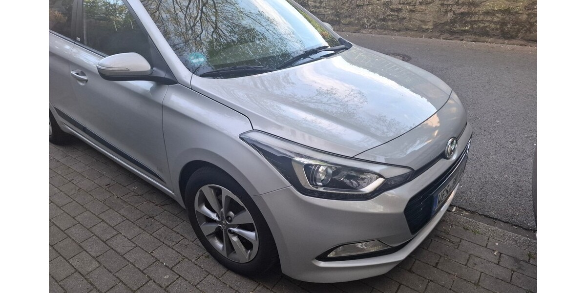 Hyundai i20 214.000 km 6.200 &euro; Gelsenkirchen 45879