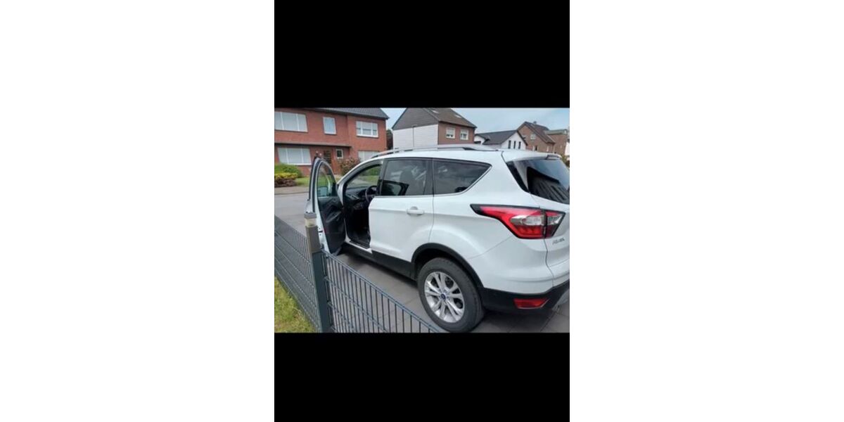 Ford Kuga 155.000 km 13.200 &euro; Dinslaken 46537