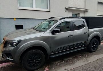 Nissan Navara 89.500 km 27.300 &euro; Essen 45130