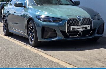 BMW i4 26.399 km 51.790 &euro; Dinslaken 46535