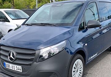 Mercedes-Benz Vito 10.495 km 41.507 &euro; Krefeld 47807
