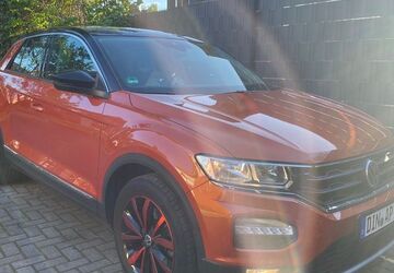 VW T-Roc 85.000 km 18.499 &euro; Dinslaken 46537