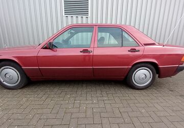 Mercedes-Benz 190 207.000 km 5.999 &euro; Krefeld 47803