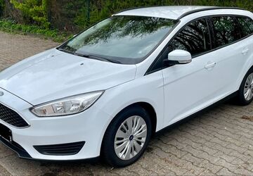 Ford Focus 69.000 km 9.450 &euro; Marl 45772