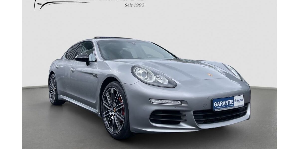 Porsche Panamera 168.000 km 28.999 &euro; Mülheim a.d. Ruhr 45476