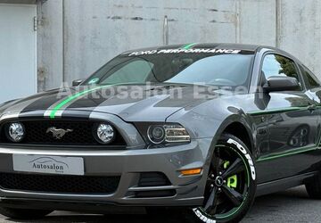 Ford Mustang 84.251 km 25.490 &euro; Essen 45141