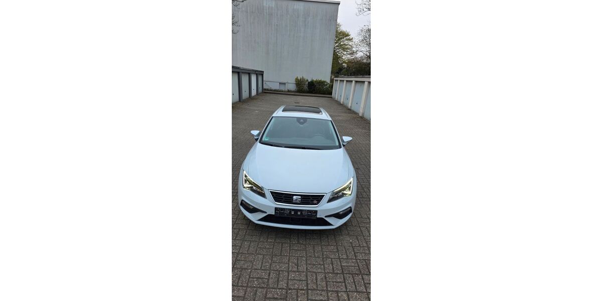 Seat Leon 99.000 km 14.700 &euro; Bottrop 46244