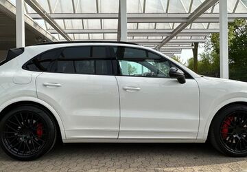 Porsche Cayenne 127.000 km 45.950 &euro; Dinslaken 46539