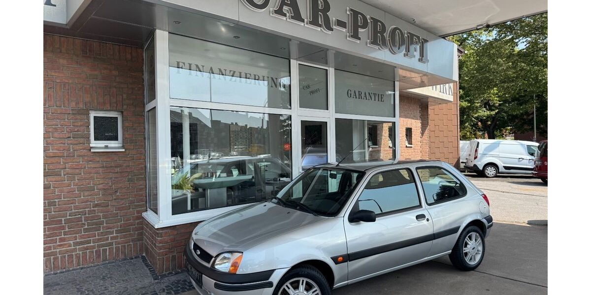 Ford Fiesta 40.000 km 2.890 &euro; Duisburg 47249