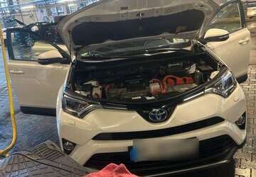 Toyota RAV 4 100.300 km 21.500 &euro; Duisburg 47198