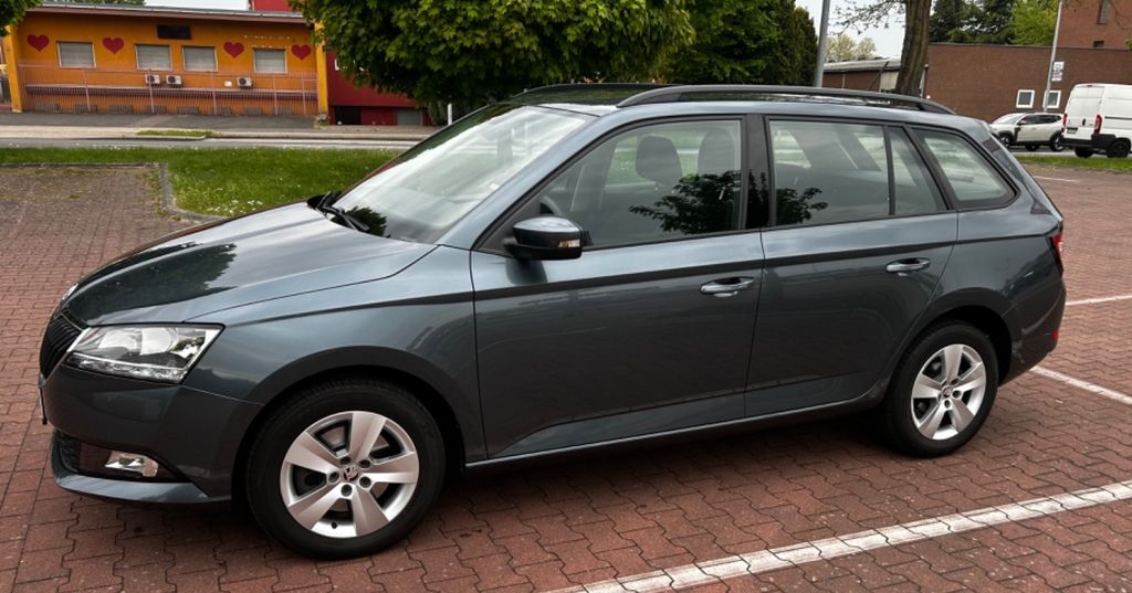 Skoda Fabia 47.000 km 13.650 &euro; Neukirchen-Vluyn 47506