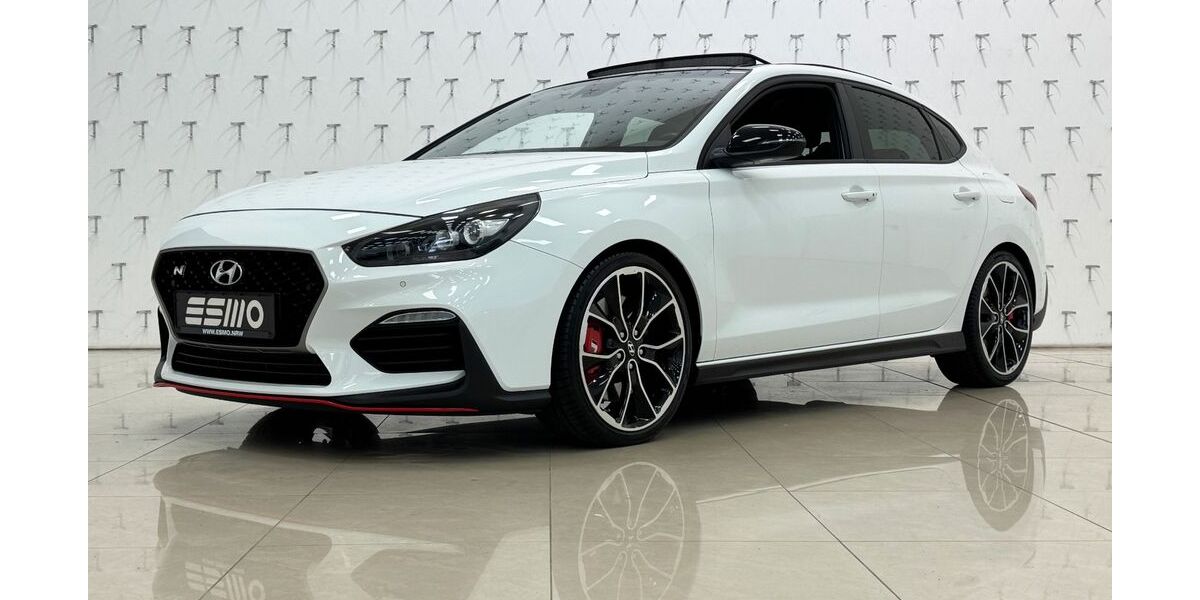 Hyundai i30 99.337 km 18.900 &euro; Oberhausen 46149