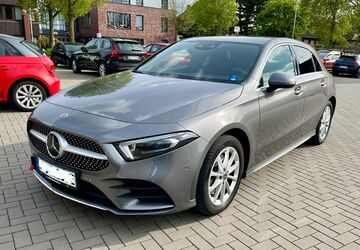 Mercedes-Benz A 250 65.645 km 25.800 &euro; Alpen 46519