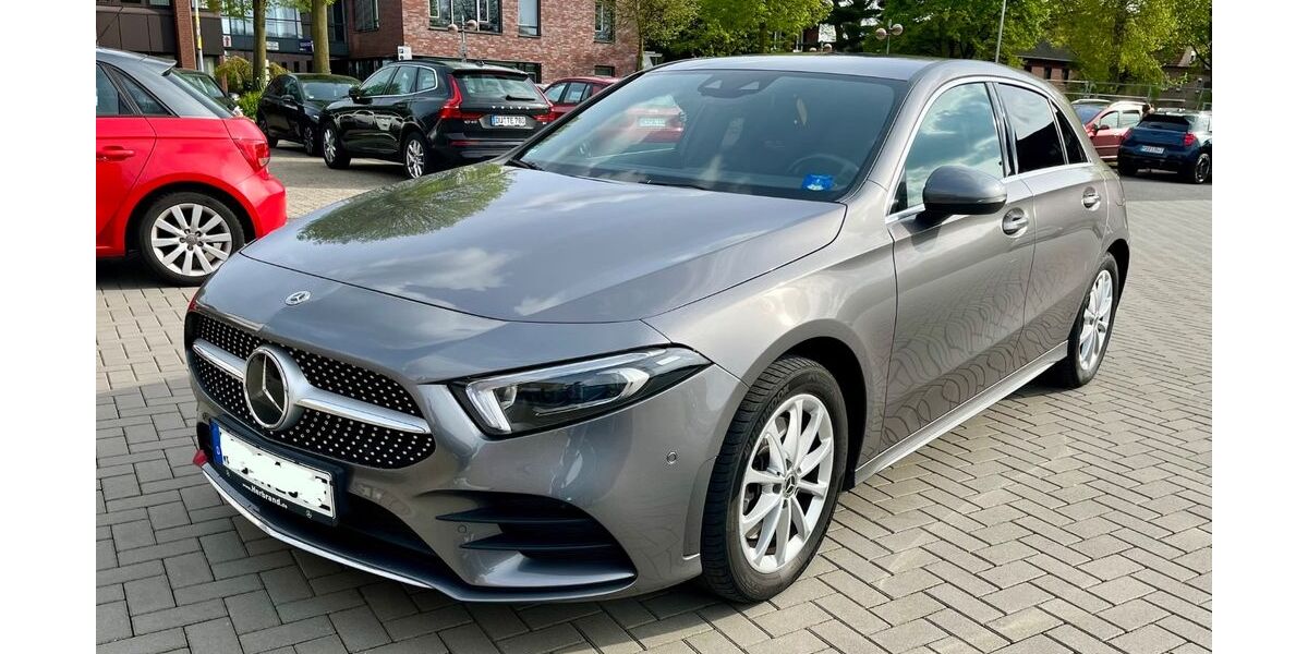 Mercedes-Benz A 250 65.645 km 25.800 &euro; Alpen 46519