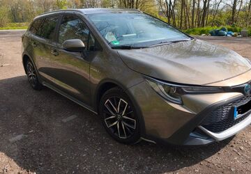 Toyota Corolla 41.100 km 23.600 &euro; Hamminkeln 46499