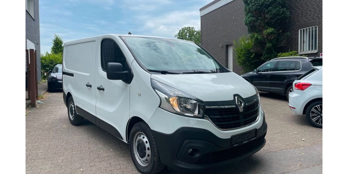 Renault Trafic 72.912 km 13.990 &euro; Gelsenkirchen 45886