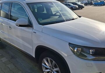 VW Tiguan 107.900 km 15.000 &euro; Duisburg 47226
