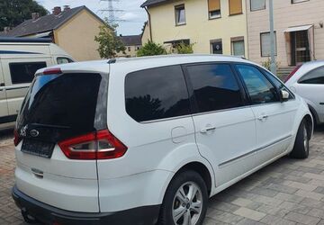 Ford Galaxy 182.000 km 8.100 &euro; Dinslaken 46539