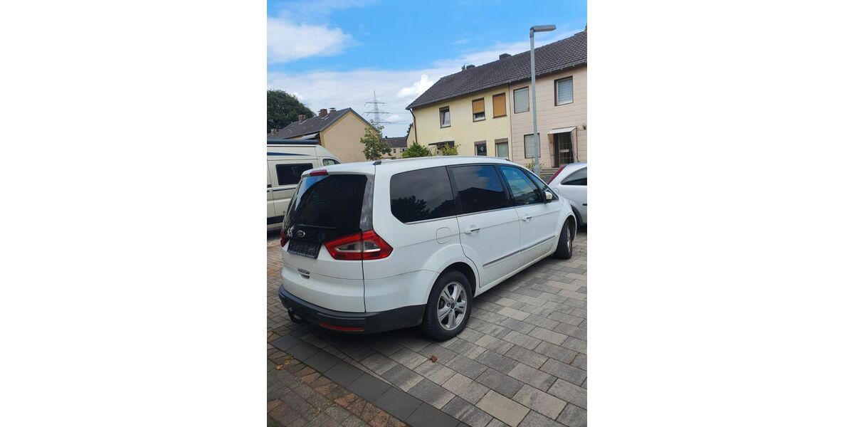 Ford Galaxy 182.000 km 8.100 &euro; Dinslaken 46539