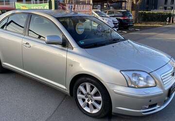Toyota Avensis 61.585 km 7.250 &euro; Essen 45239