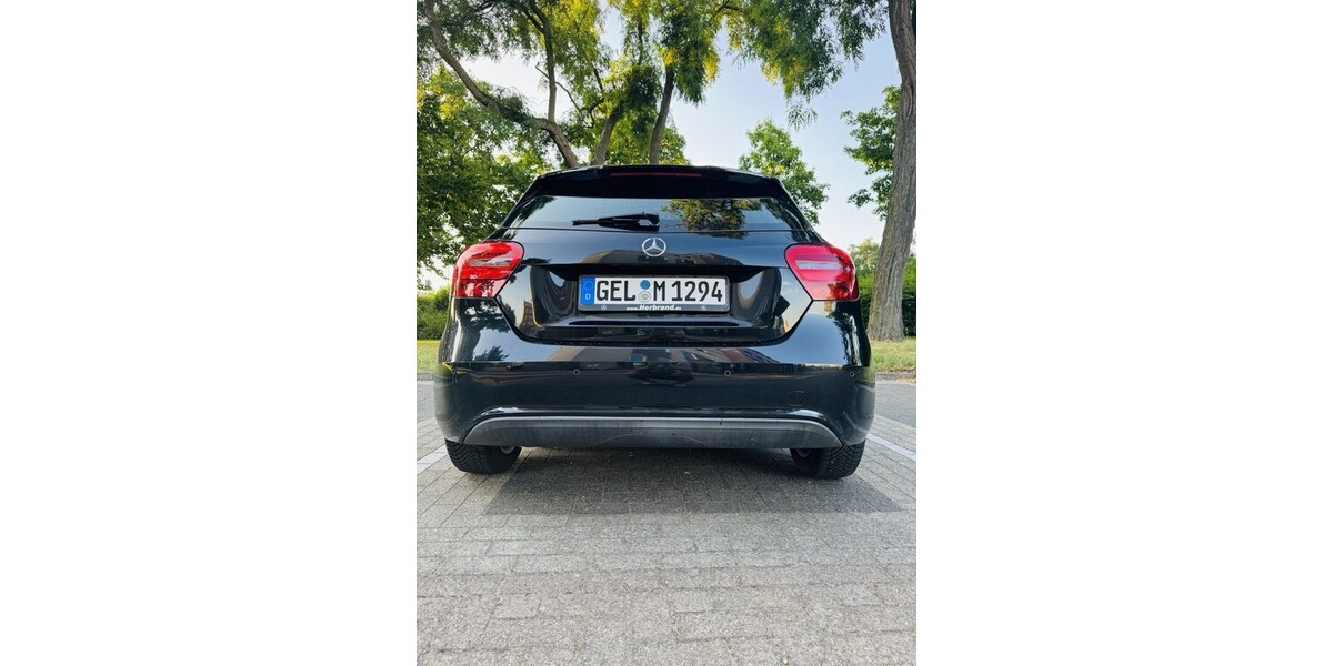 Mercedes-Benz A 180 126.065 km 14.900 &euro; Geldern 47608