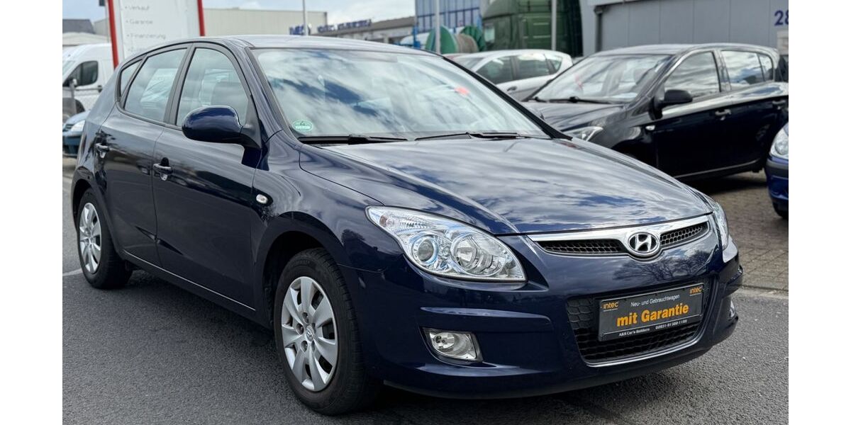 Hyundai i30 75.000 km 4.499 &euro; Geldern 47608