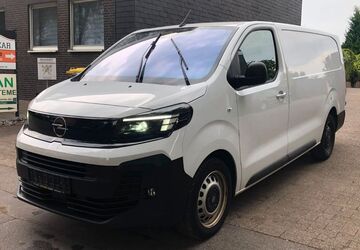Opel Vivaro 34.718 km 21.990 &euro; Gelsenkirchen 45886