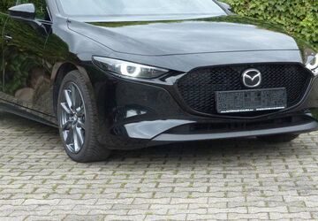 Mazda 3 8.000 km 27.900 &euro; Gelsenkirchen 45899