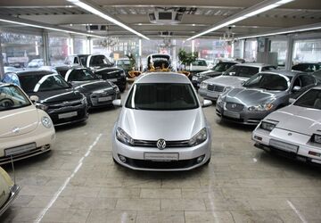 VW Golf 90.000 km 9.390 &euro; Essen 45356