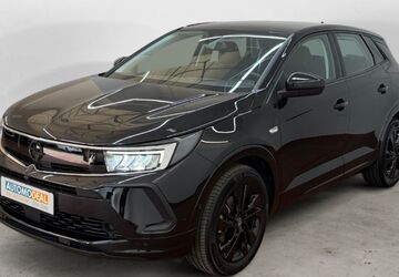 Opel Grandland (X) 24.863 km 23.988 &euro; Dinslaken 46539